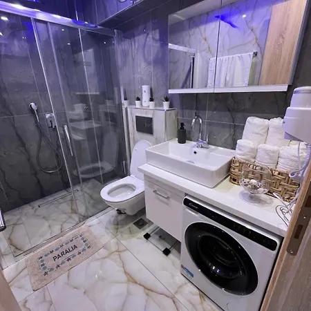 Malama Lux Apartament Paralía