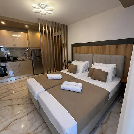 Malama Lux *